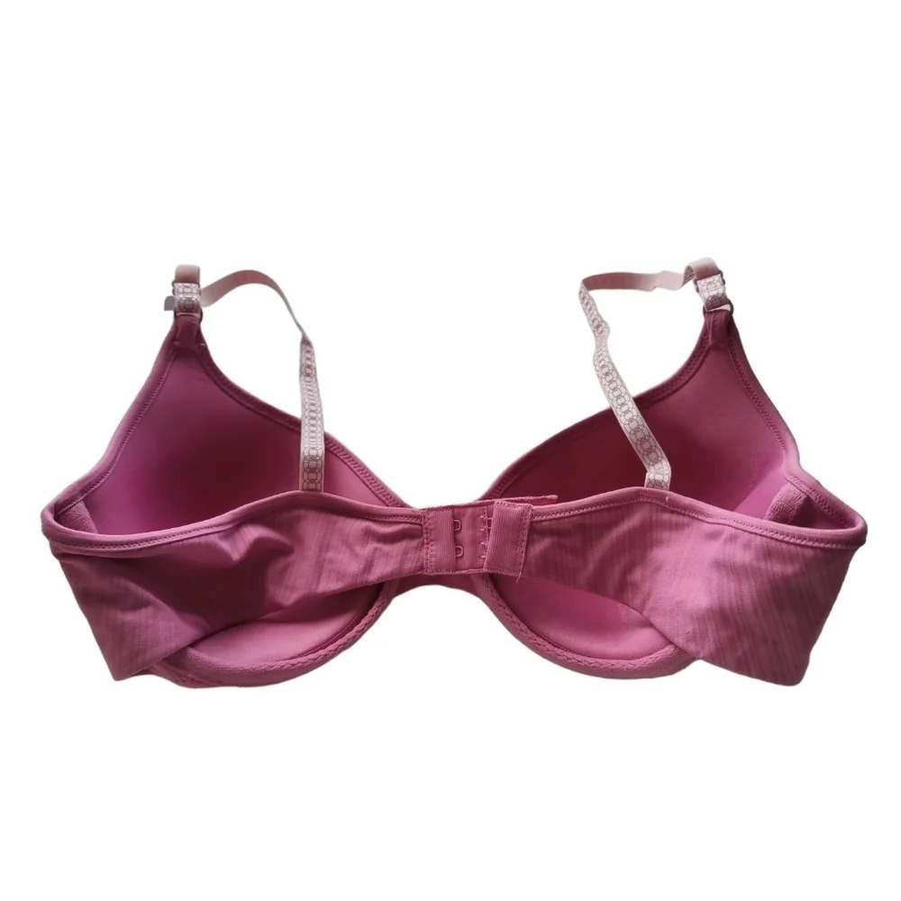 Barely There 36B T-shirt Bra 2 Pack NWT 😍 - Picture 10 of 15